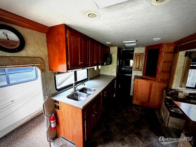 2007 Gulf Stream Crescendo - Photo 8