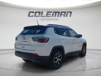 2024 Jeep Compass — detail view