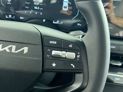 2025 Kia K4 — photo 19 view