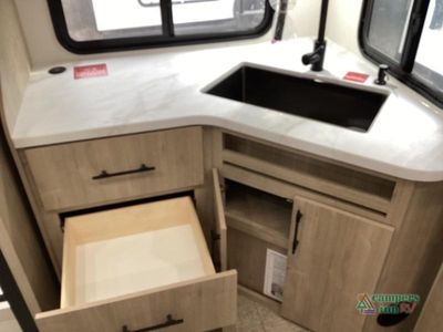 2025 Grand Design Imagine XLS - Photo 17