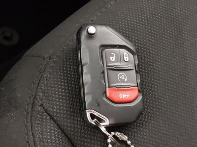 2023 Jeep Wrangler - Photo 15