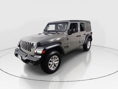 2023 Jeep Wrangler - Photo 3