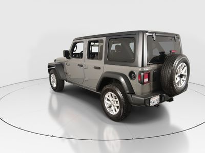 2023 Jeep Wrangler - Photo 5