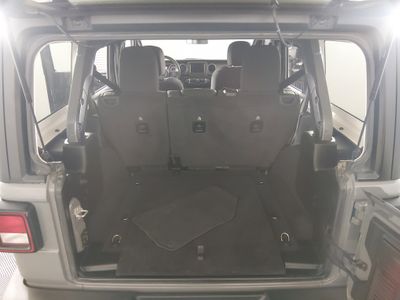 2023 Jeep Wrangler - Photo 11