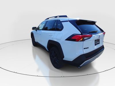 2023 Toyota RAV4 - Photo 5