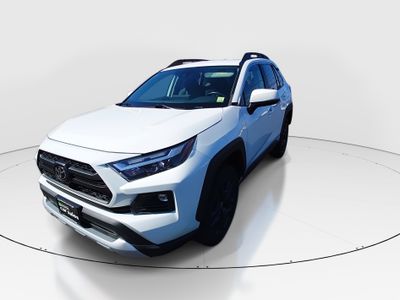 2023 Toyota RAV4 - Photo 3