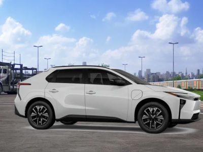 2026 Toyota bZ - Photo 13