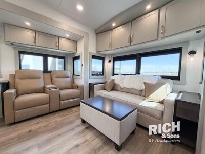 2026 Brinkley Model Z - Photo 13