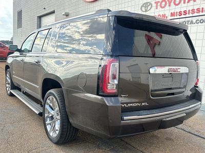 2019 GMC Yukon XL - Photo 4