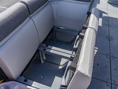 2025 Sea-Doo Switch Cruise 21 - 230 hp Painted - Photo 14