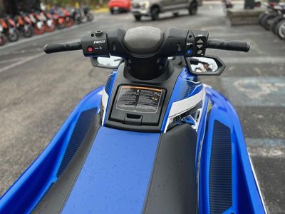 2018 Yamaha WaveRunners VX CRUISER HO-AZURE BLUE/WHITE — photo 7 view
