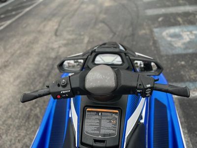 2018 Yamaha WaveRunners VX CRUISER HO-AZURE BLUE/WHITE — engine compartment view