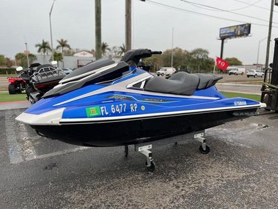 2018 Yamaha WaveRunners VX CRUISER HO-AZURE BLUE/WHITE — photo 13 view