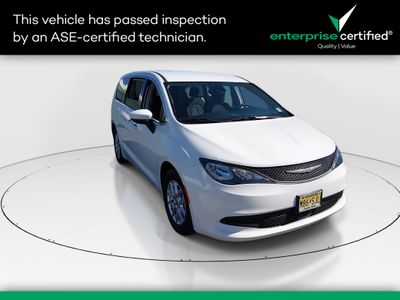 2023 Chrysler Voyager - Photo 1