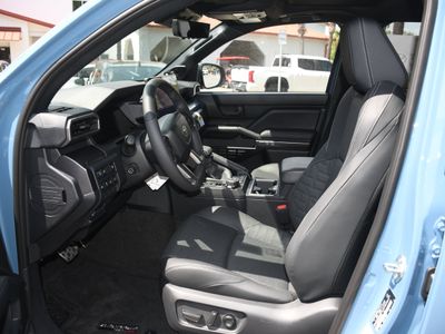 2026 Toyota 4Runner - Photo 3