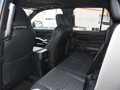 2026 Toyota 4Runner - Photo 8