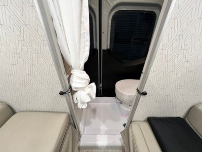 2026 Thor Motor Coach SANCTUARY - Photo 27