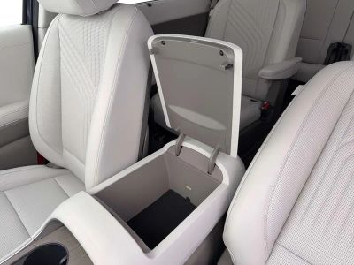 2026 Hyundai Palisade Hybrid — photo 13 view