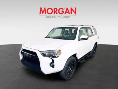 2018 Toyota 4Runner — interior view
