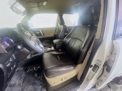 2018 Toyota 4Runner — photo 10 view