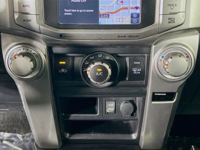 2018 Toyota 4Runner — photo 23 view