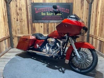 2013 Harley-Davidson Road Glide Custom - Photo 2
