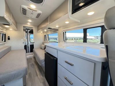 2026 Thor Motor Coach SEQUENCE - Photo 6