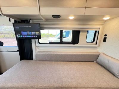 2026 Thor Motor Coach SEQUENCE - Photo 15