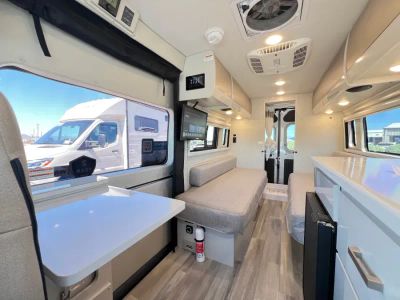 2026 Thor Motor Coach SEQUENCE - Photo 13
