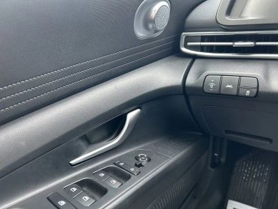 2023 Hyundai Elantra SEL - Photo 28