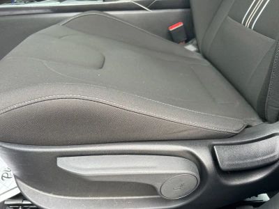 2023 Hyundai Elantra SEL - Photo 31