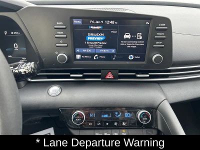 2023 Hyundai Elantra SEL - Photo 18
