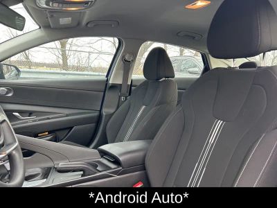 2023 Hyundai Elantra SEL - Photo 14