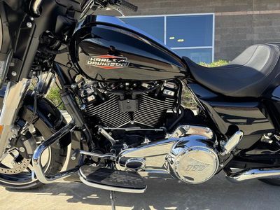 2025 Harley-Davidson FLHX - Street Glide - Photo 14