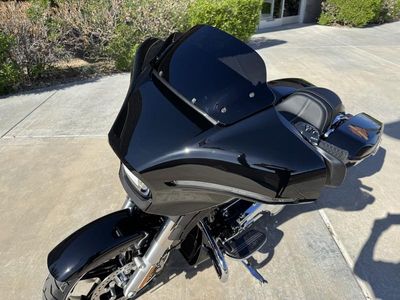 2025 Harley-Davidson FLHX - Street Glide - Photo 8