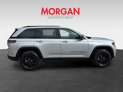 2026 Jeep Grand Cherokee — photo 7 view