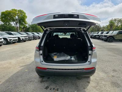 2026 Jeep Grand Cherokee — photo 34 view