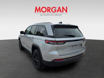 2026 Jeep Grand Cherokee — interior view