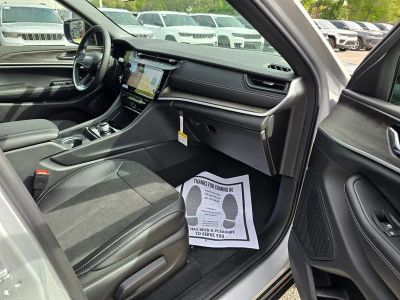 2026 Jeep Grand Cherokee — photo 30 view