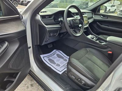 2026 Jeep Grand Cherokee — photo 15 view