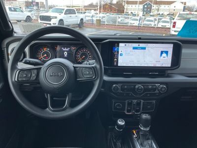 2026 Jeep Wrangler - Photo 11
