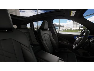 2026 BMW X3 — photo 9 view