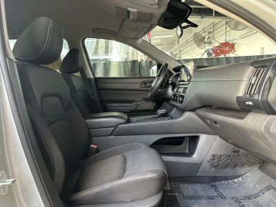 2024 Nissan Pathfinder — photo 25 view