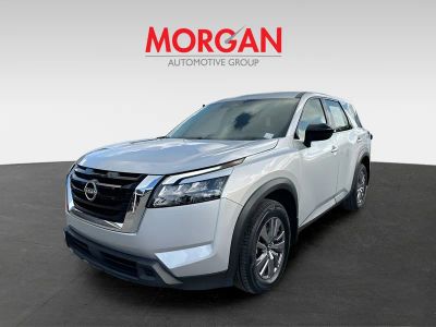 2024 Nissan Pathfinder — interior view