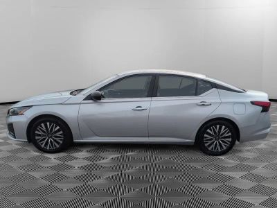 2024 Nissan Altima — side profile view