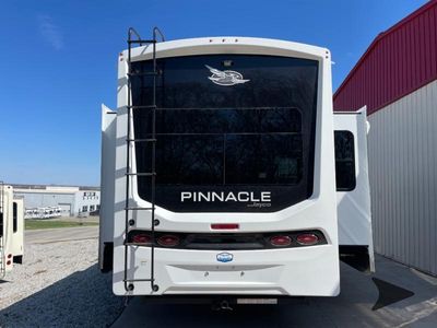 2025 Jayco Pinnacle - Photo 6