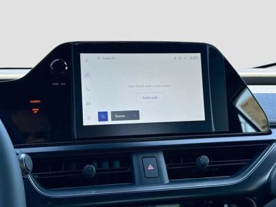 2026 Lexus UX — photo 30 view