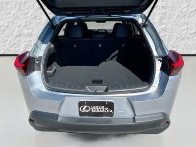 2026 Lexus UX — photo 12 view