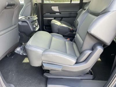 2026 Ford Expedition Max — photo 10 view