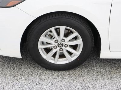 2025 Toyota Camry FWD - Photo 11